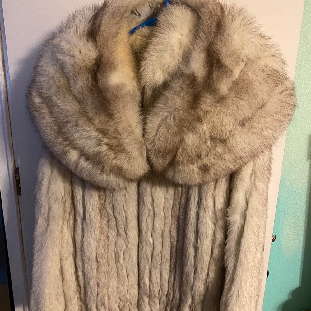 GENUINE SAGA FUR FOX COAT
